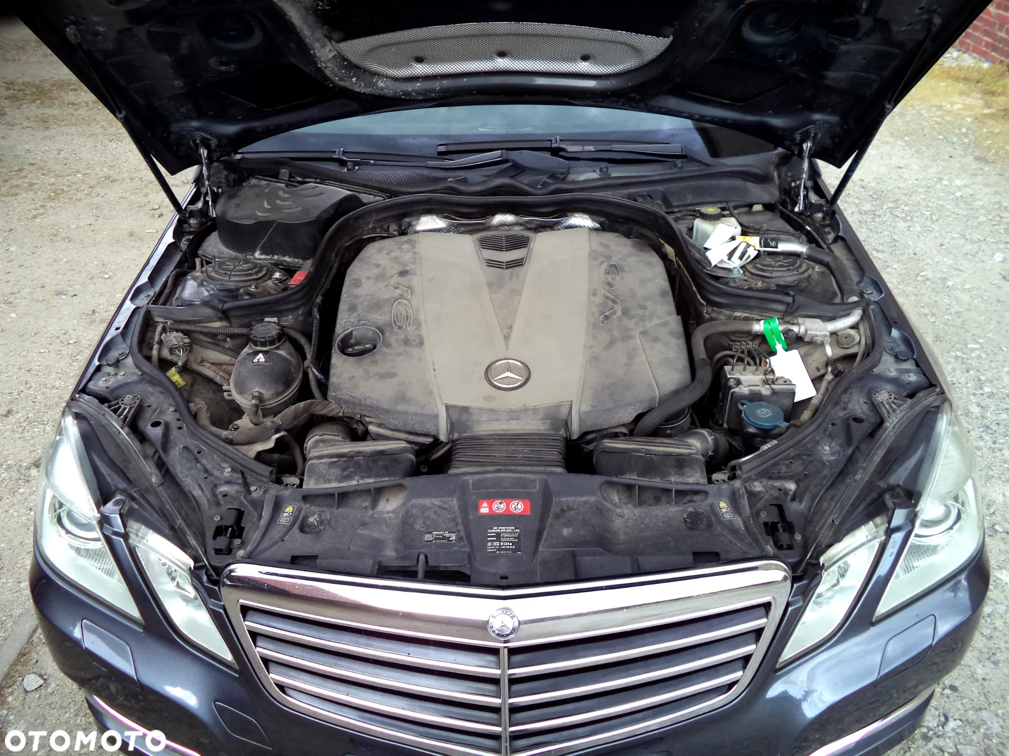 Mercedes-Benz Klasa E 350 T CDI DPF 4Matic BlueEFFICIENCY 7G-TRONIC Avantgarde - 38
