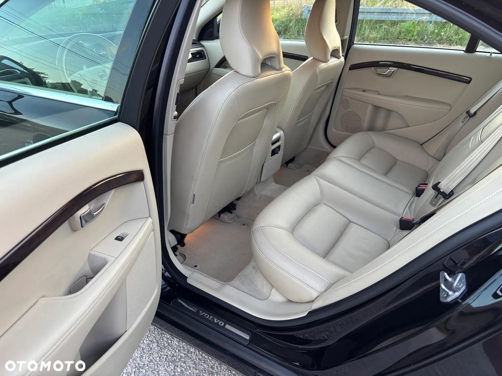 Volvo S80 D5 Summum - 16