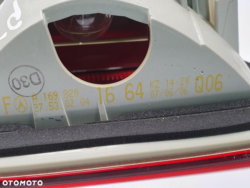 LAMPA PRAWY TYŁ TYLNA KLAPY MERCEDES W245 A1698201664 EUROPA - 4