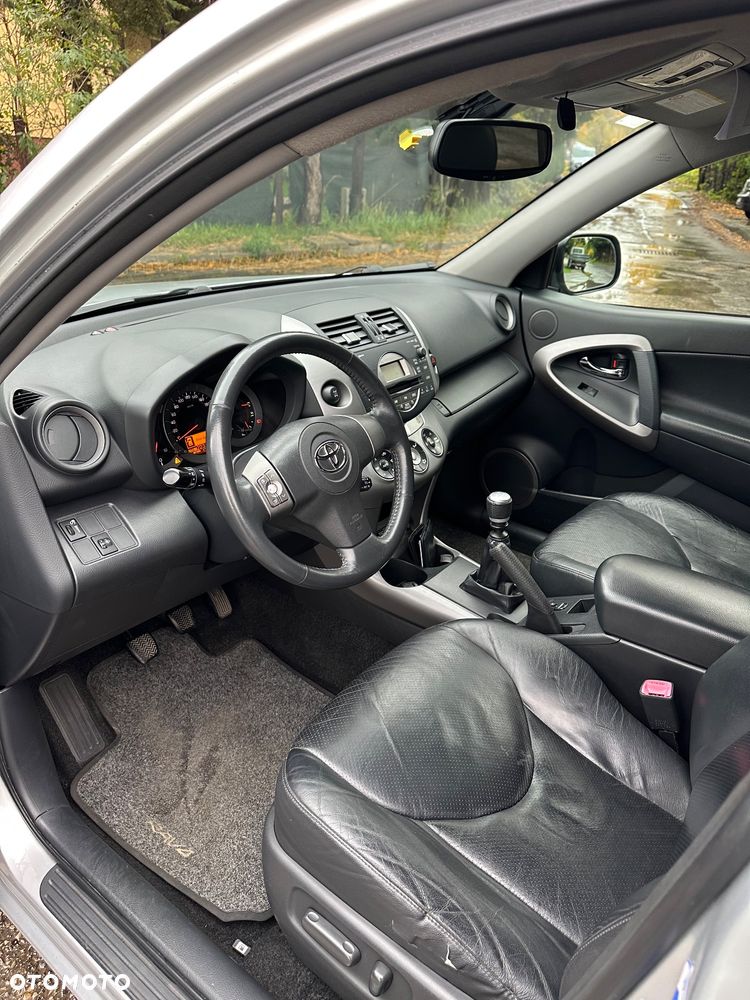 Toyota RAV4 2.2 D-CAT 4x4 Executive - 13