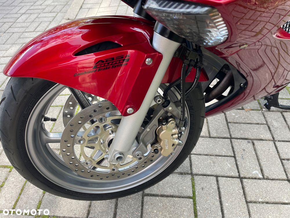 Honda VFR - 11