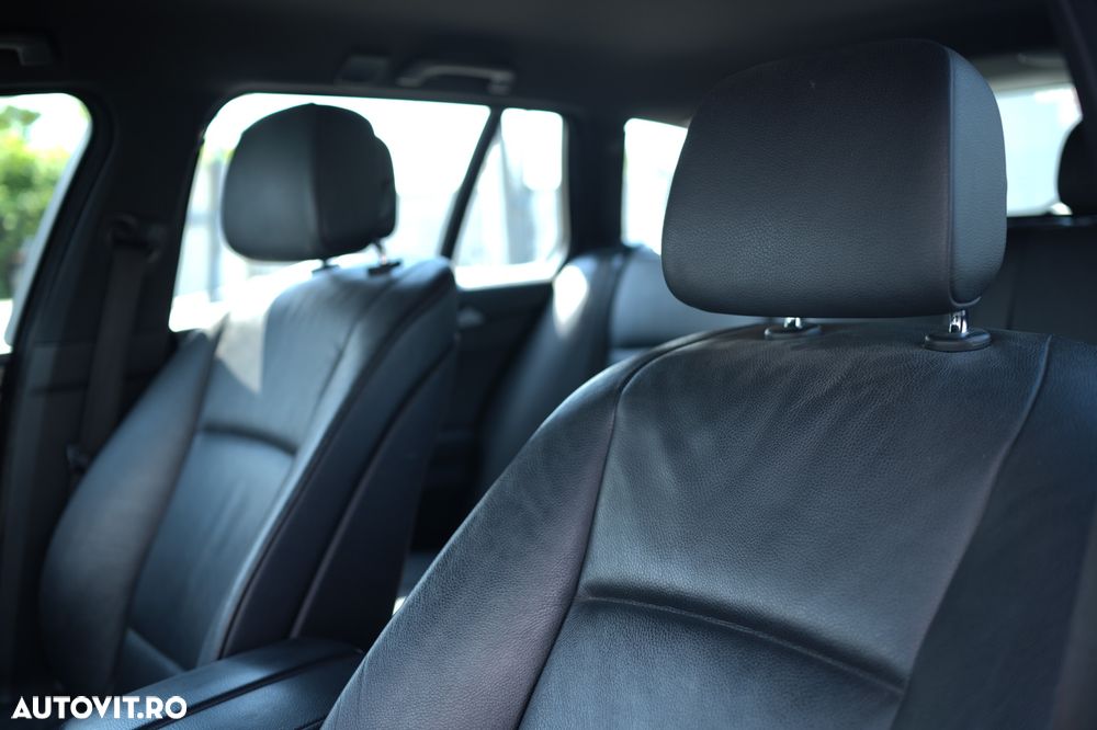 BMW Seria 5 520d - 25
