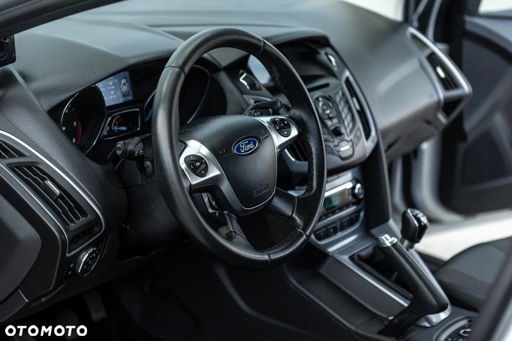 Ford Focus - 18