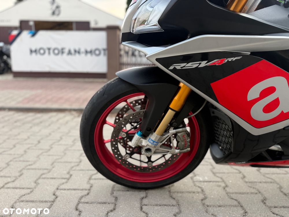Aprilia RSV - 19
