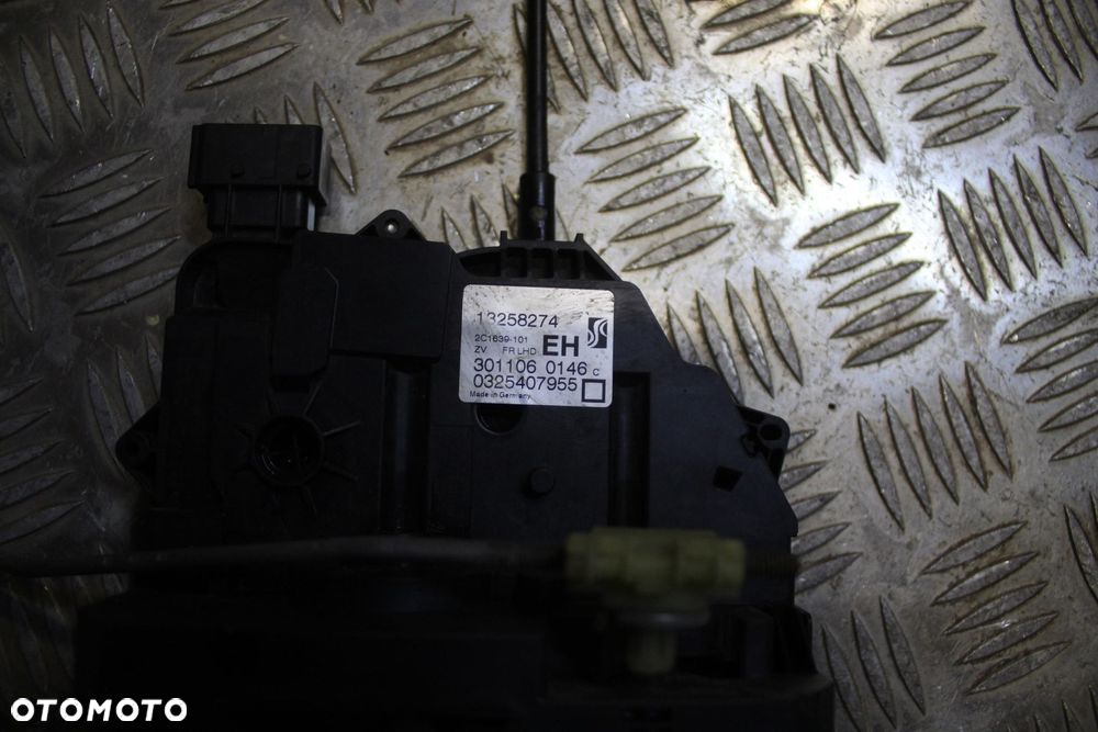 ZAMEK DRZWI PRAWY PRZÓD 6 PIN OPEL CORSA D 13258274 - 5