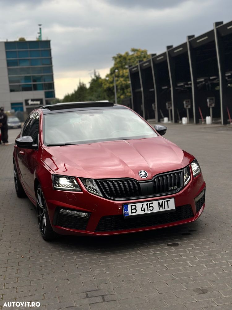 Skoda Octavia 2.0 TDI DSG RS - 7