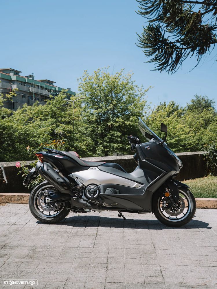 Yamaha TMAX 560 25th Anniversary - 4