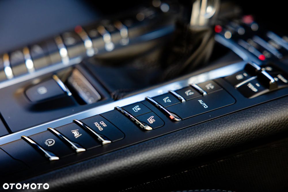 Porsche Macan - 20