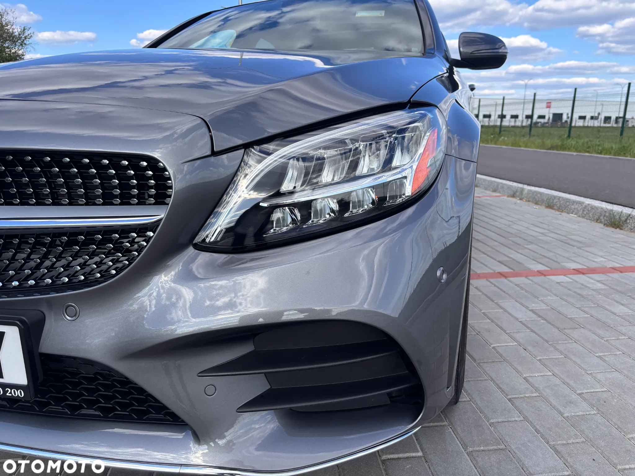 Mercedes-Benz Klasa C 300 T 4Matic 9G-TRONIC AMG Line - 7