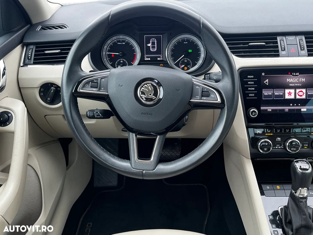 Skoda Octavia 2.0 TDI DSG Laurin&Klement - 14