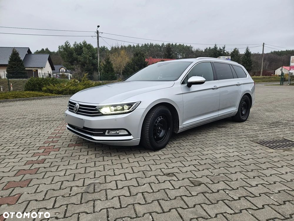 Volkswagen Passat - 15