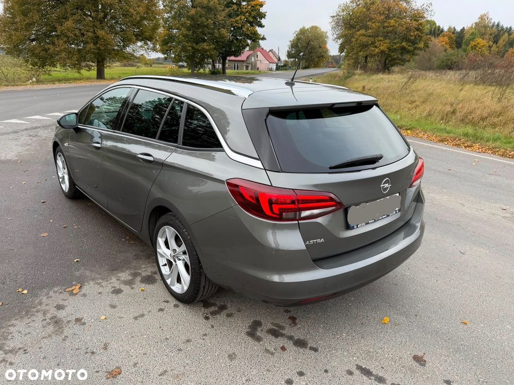 Opel Astra 1.2 T Elegance S&S - 18