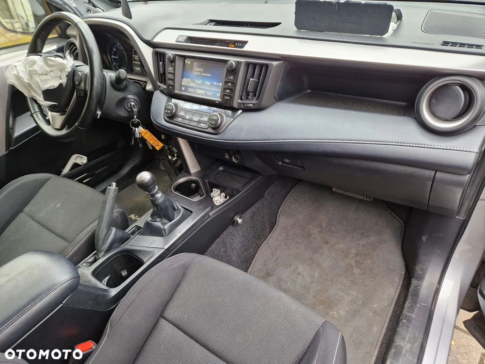 Toyota RAV4 2.0 D-4D Premium 4x2 - 16