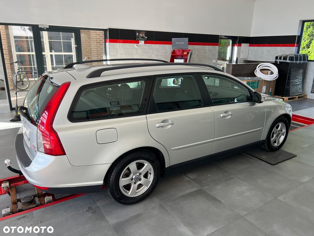 Volvo V50 1.6D DRIVe Kinetic Start-Stop - 10