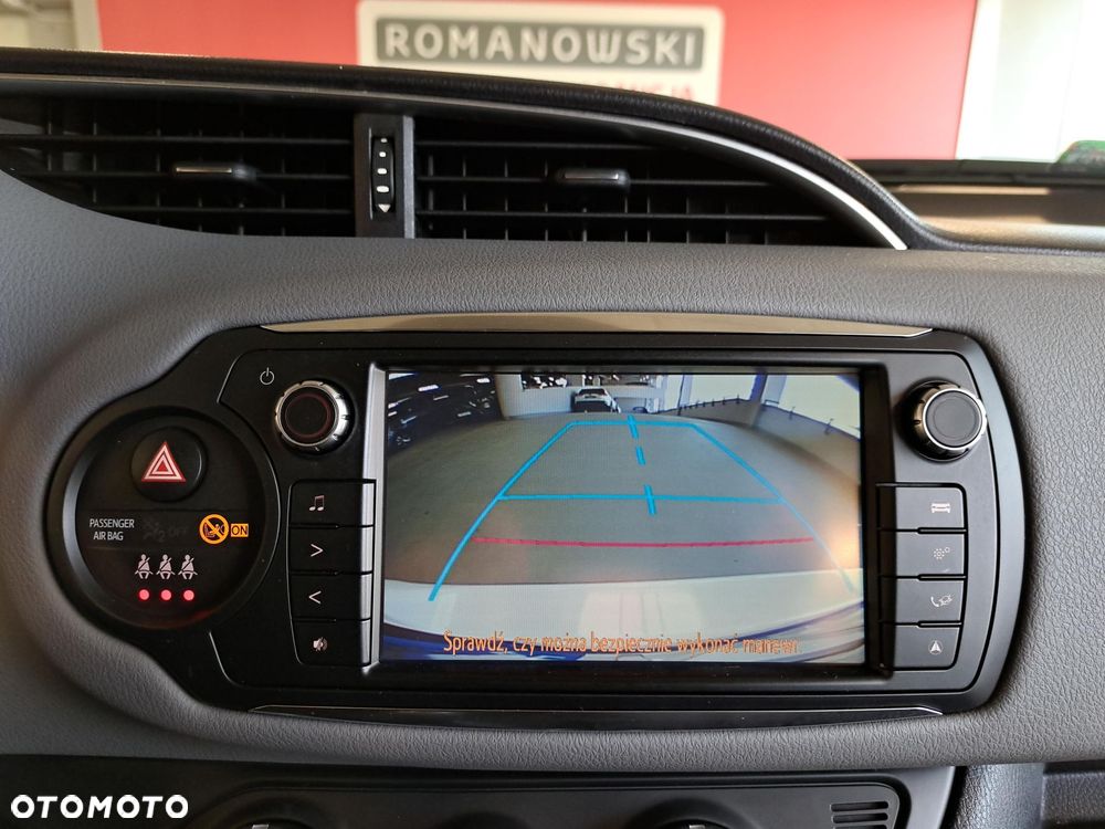 Toyota Yaris - 22