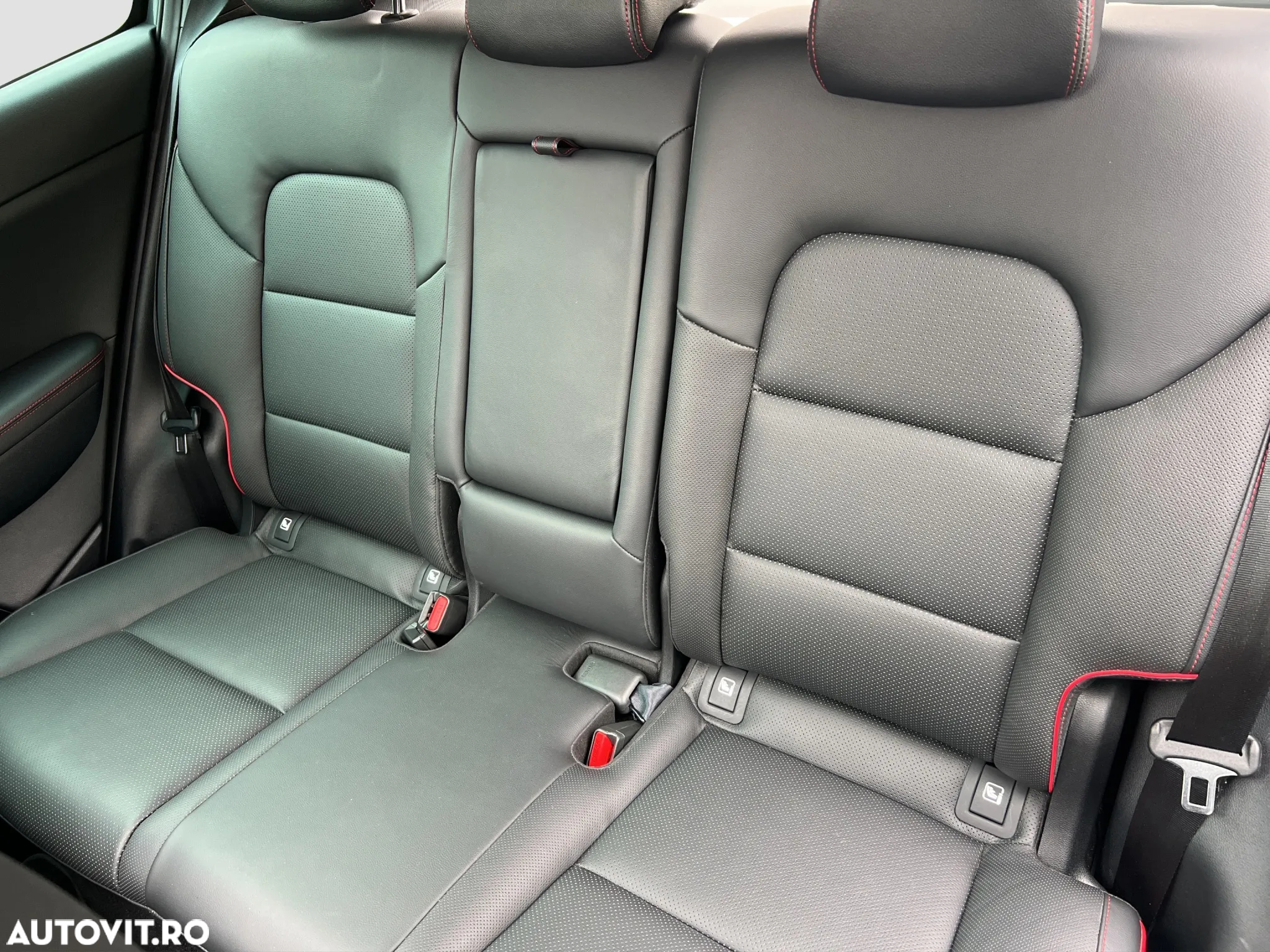 Kia Sportage 2,0 CRDI AWD Aut. GT Line - 10