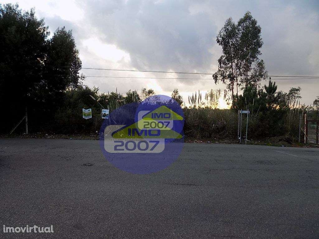 Conjunto de 2 terrenos em Rio Meão - Grande imagem: 4/14