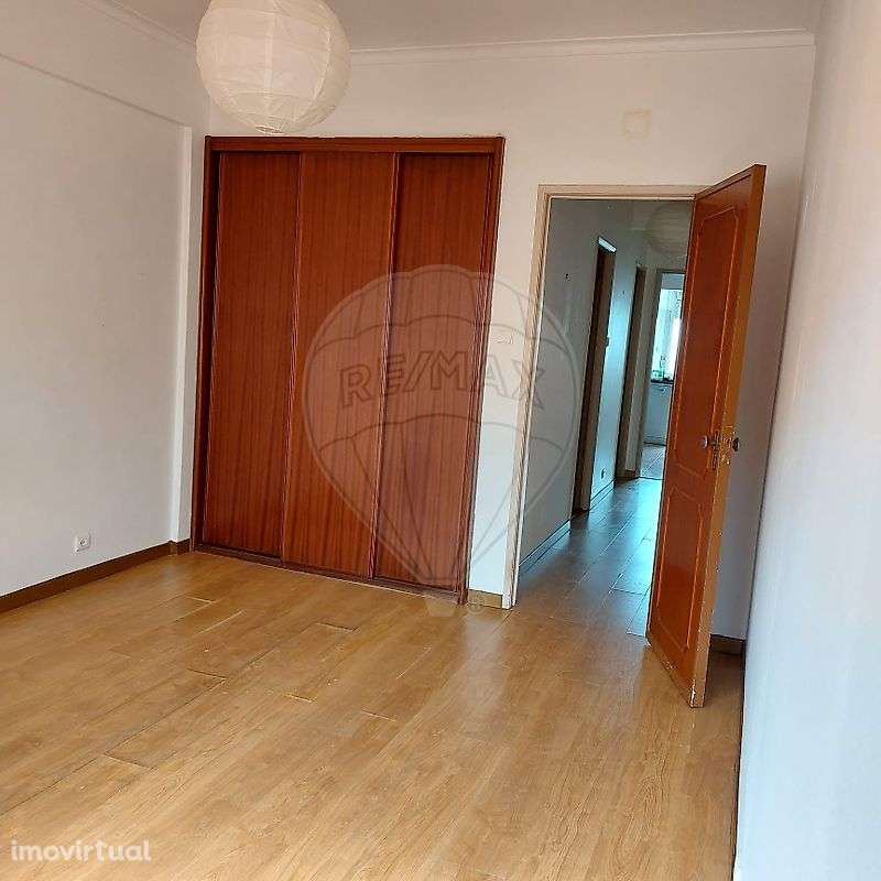 Apartamento T1 para arrendamento - Grande imagem: 3/12
