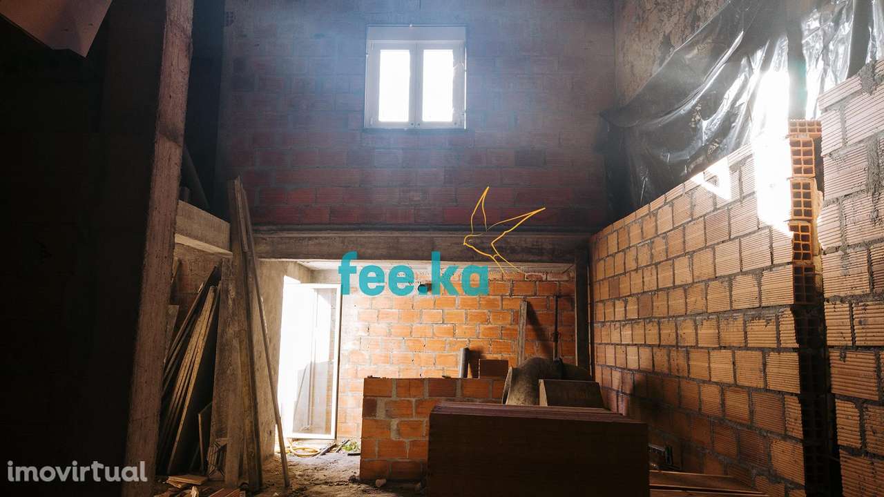 Moradia em Banda com Logradouro - Grande imagem: 5/26