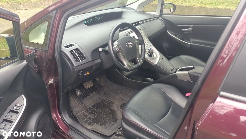 Toyota Prius (Hybrid) Comfort - 7