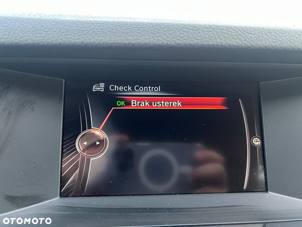 BMW Seria 5 520d - 22