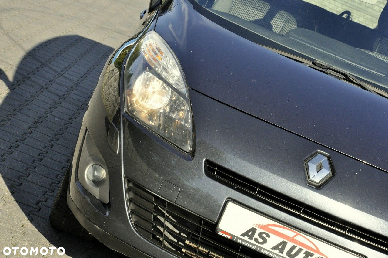 Renault Grand Scenic - 24