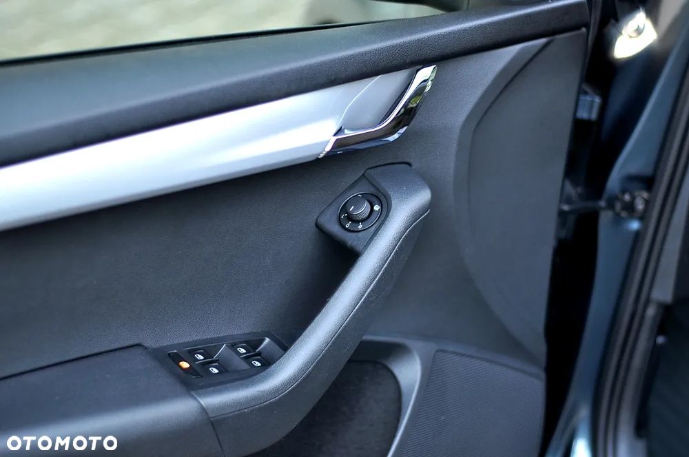 Skoda Octavia 1.4 TSI Ambition - 11