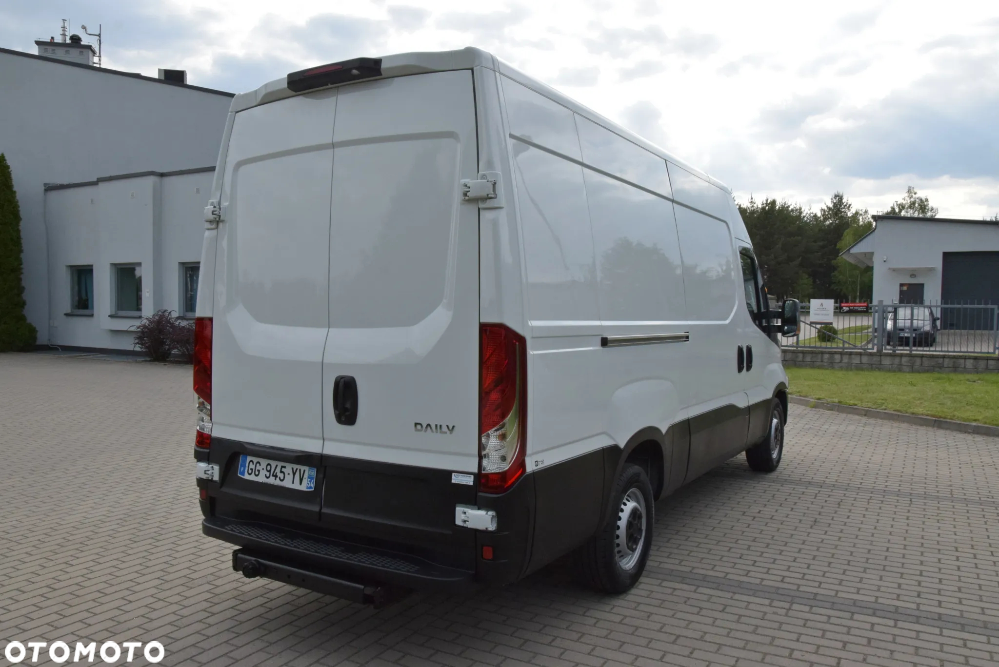 Iveco DAILY 35C17 L3H2 3,0 JTD 170 KM 181TYŚ KM - 4
