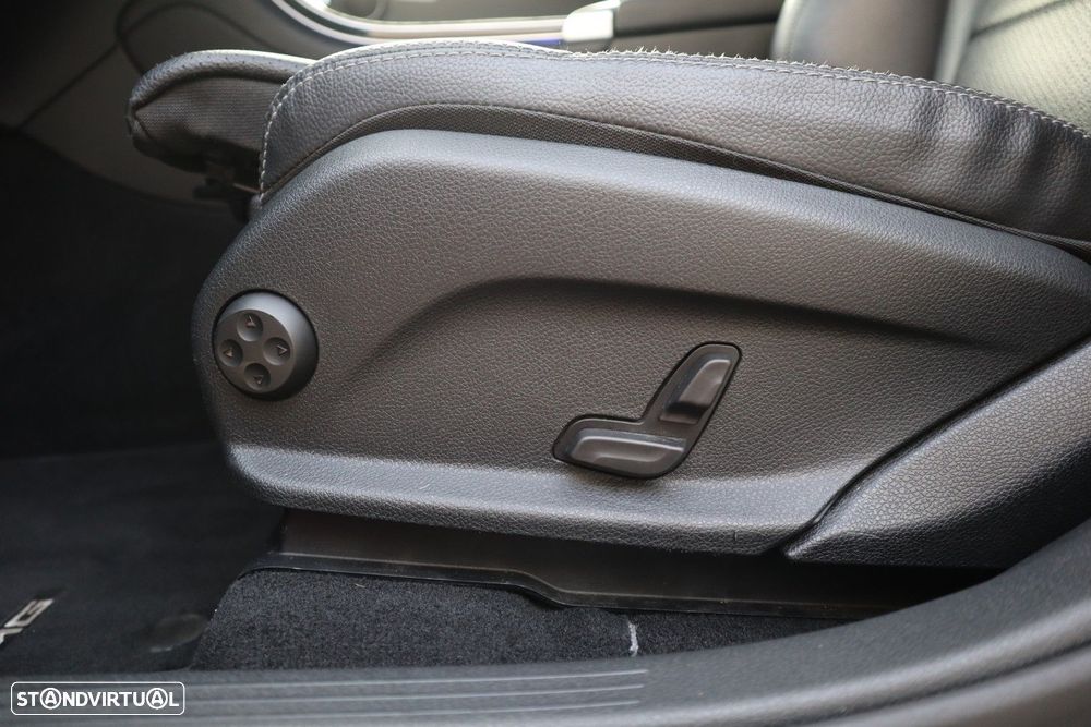 Mercedes-Benz GLC 300 de Coupe 4Matic 9G-TRONIC AMG Line - 26