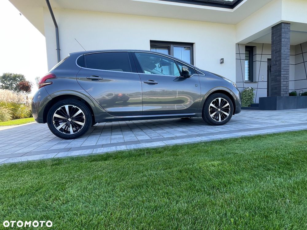 Peugeot 208 PureTech 110 Stop & Start Tech Edition