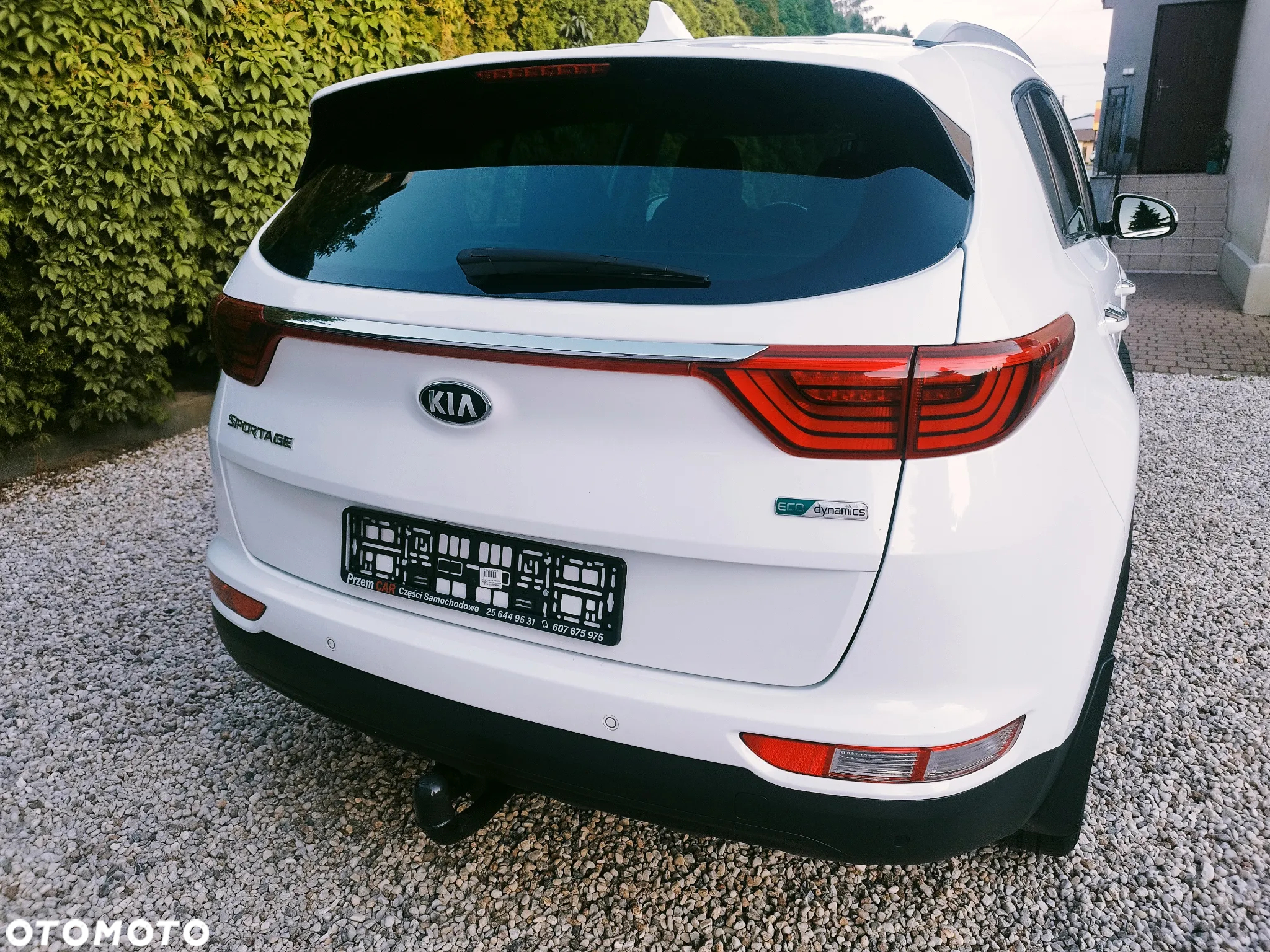 Kia Sportage 1.7 CRDI 2WD Dream-Team Edition - 24