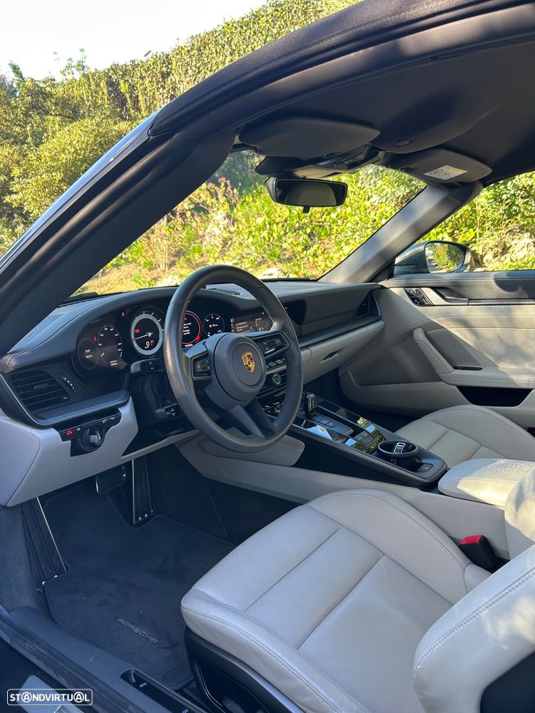 Porsche 911 (992) Carrera S PDK - 12