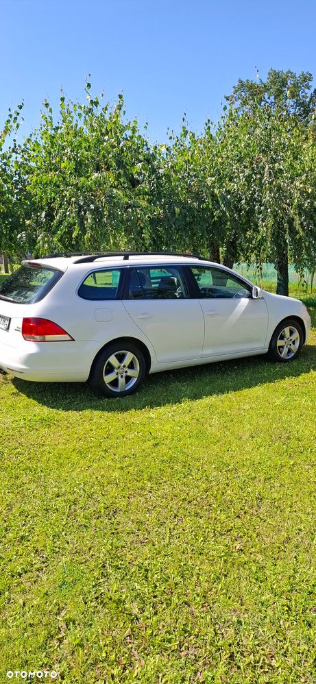 Volkswagen Golf 1.6 TDI BlueMot Comfortline - 4