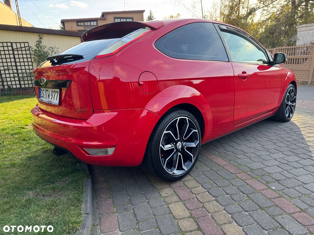 Ford Focus 2.0 Titanium - 9