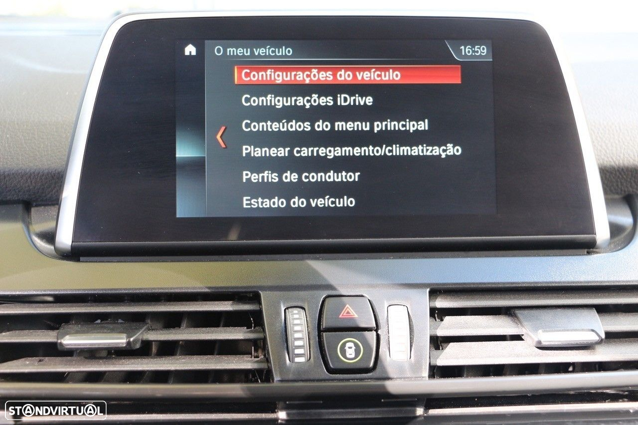 BMW 225xe Active Tourer Line Sport - 34