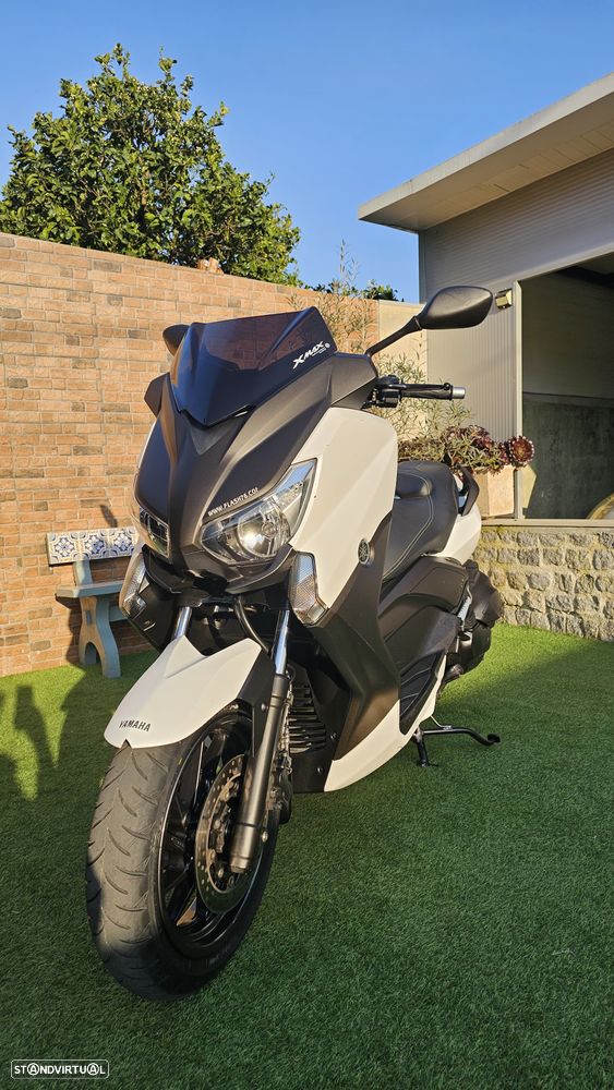 Yamaha X-Max - 5