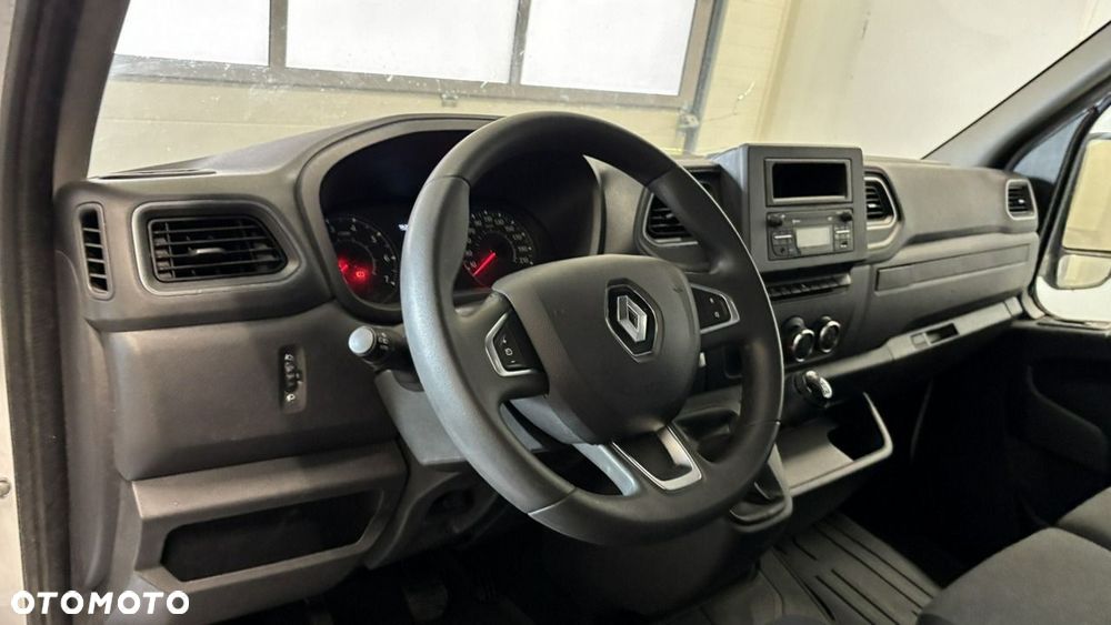 Renault Master - 10