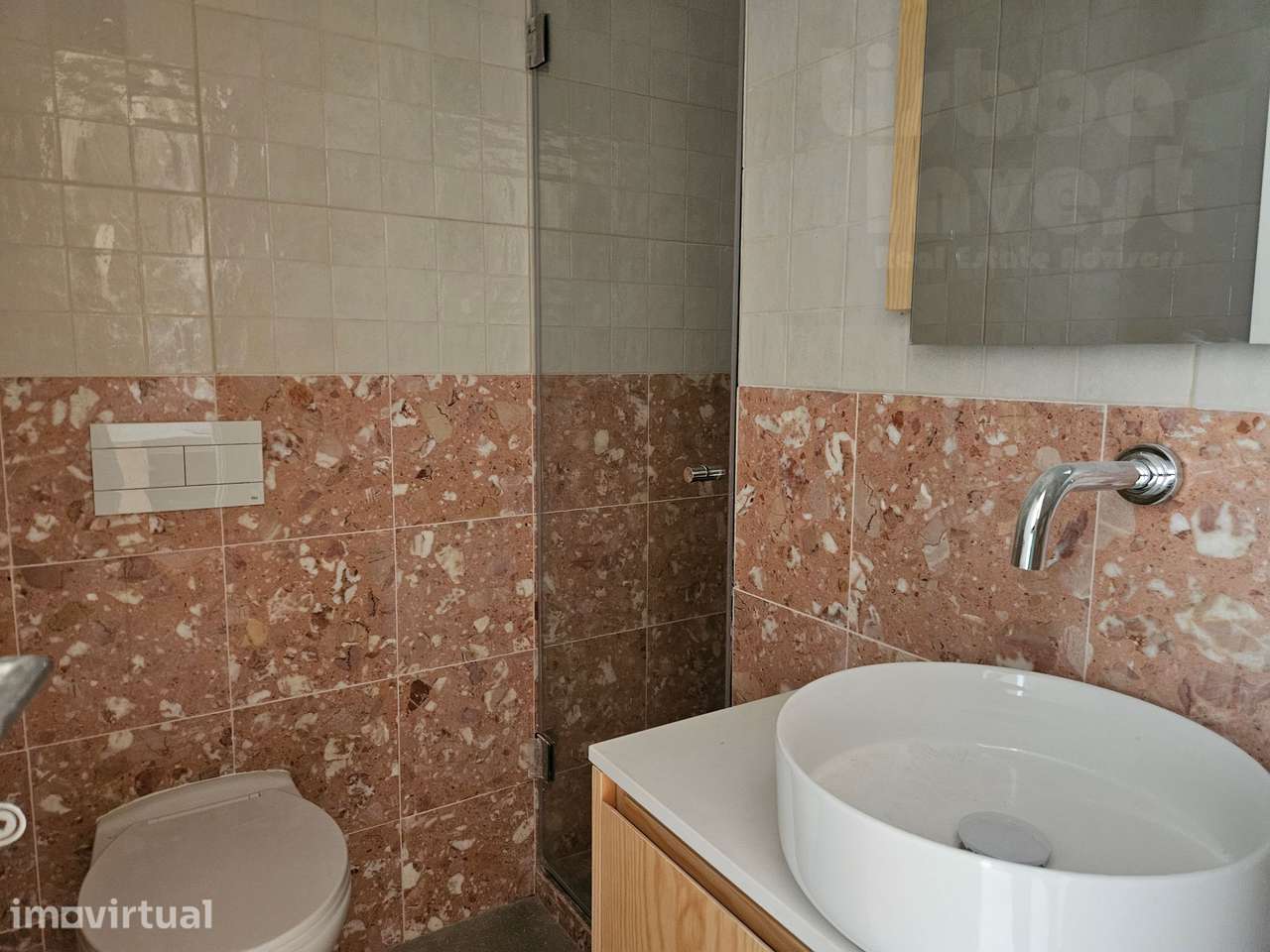 Vendo T1  remodelado em predio totalmente remodelado - Grande imagem: 5/14