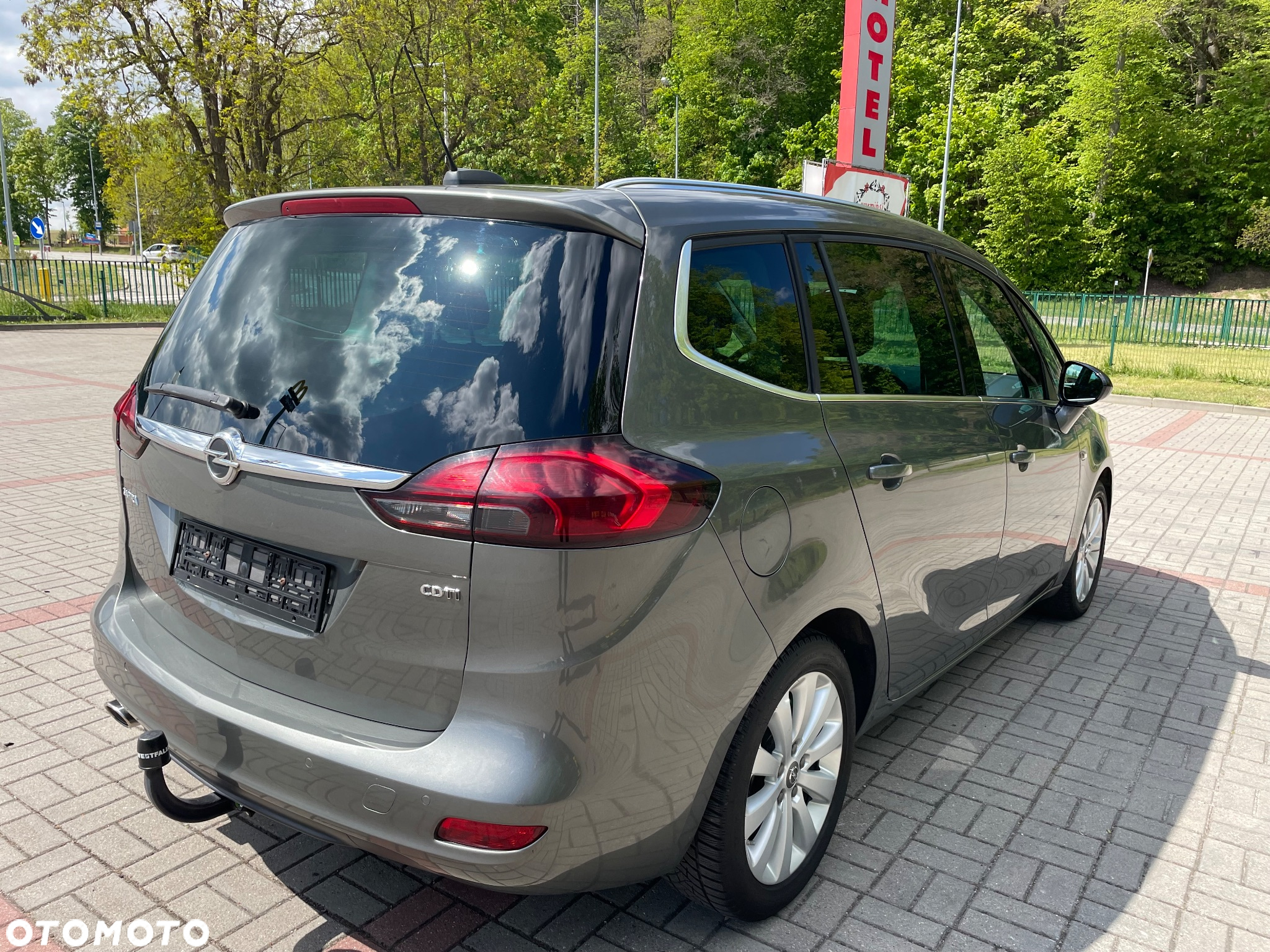 Opel Zafira 2.0 D (CDTI) Automatik Edition - 4