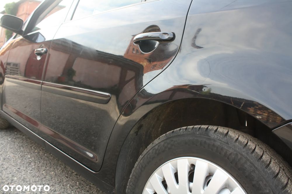 Volkswagen Touran 2.0 TDI United - 17