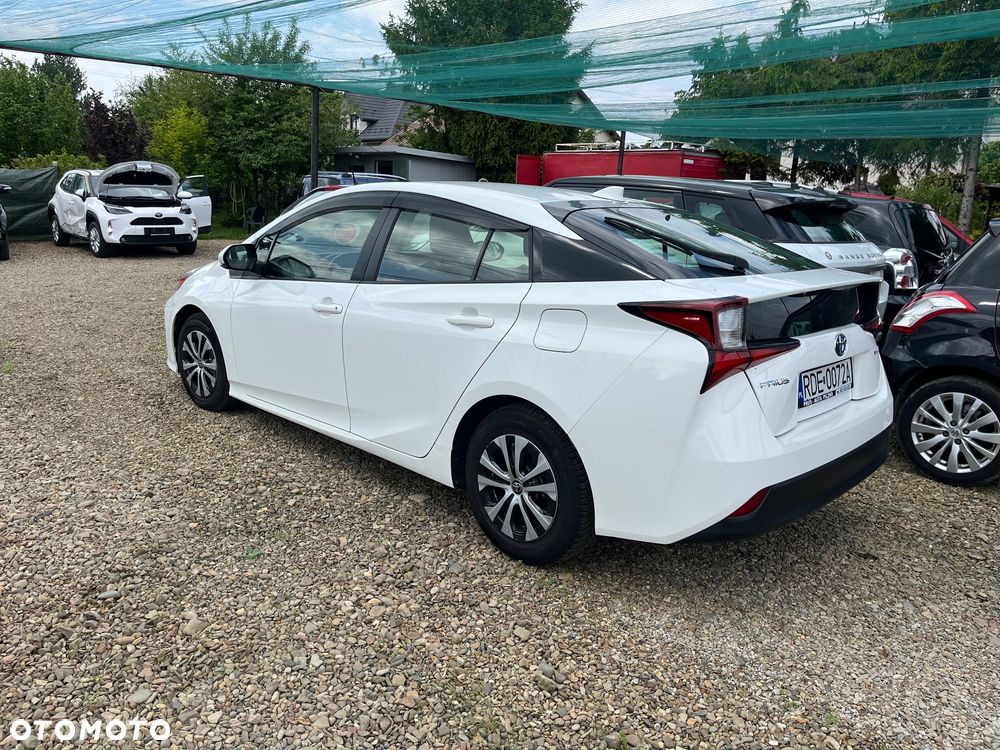 Toyota Prius 1.8 Hybrid Executive - 11