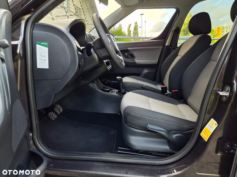 Skoda Roomster 1.4 16V Elegance - 33