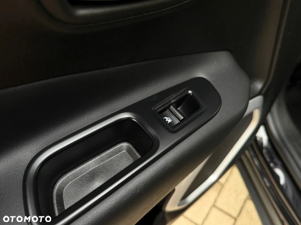 Jeep Renegade 1.4 MultiAir Limited - 38