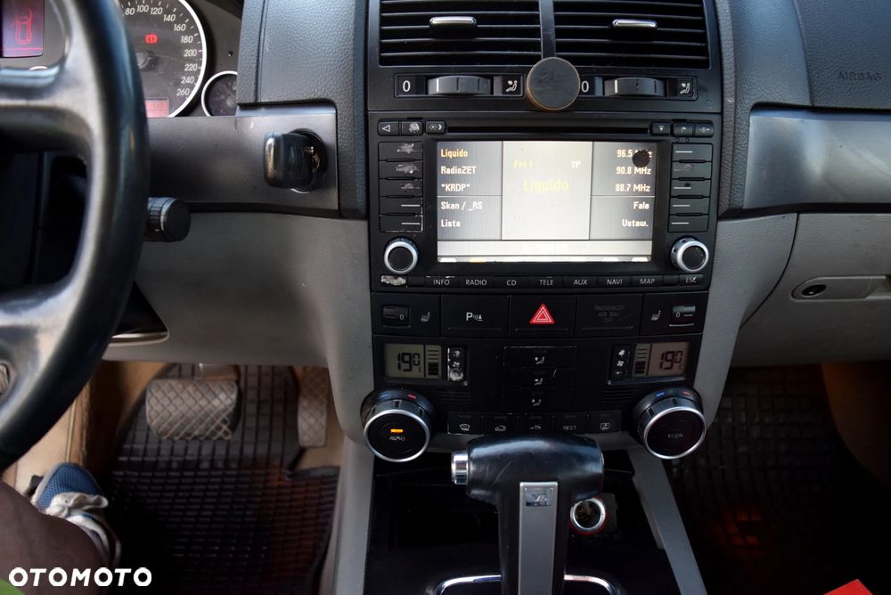 Volkswagen Touareg 3.0 V6 TDI DPF Automatik - 23