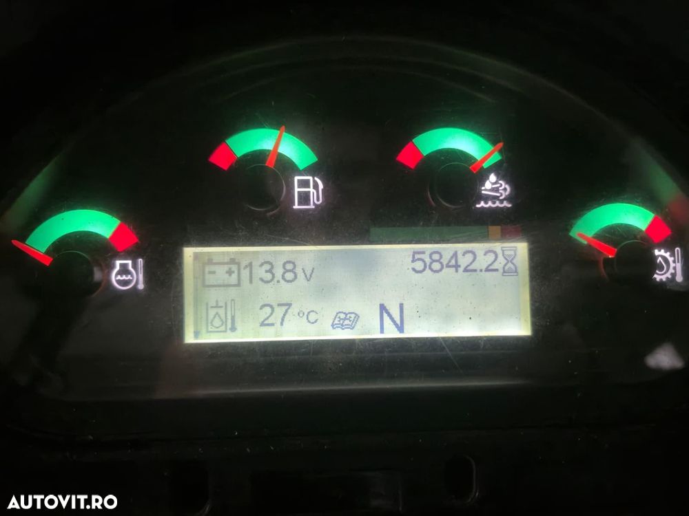 Caterpillar 432F2 - 8