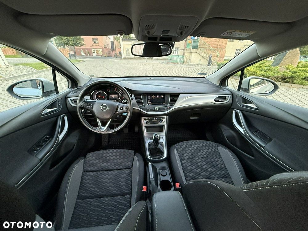 Opel Astra - 18