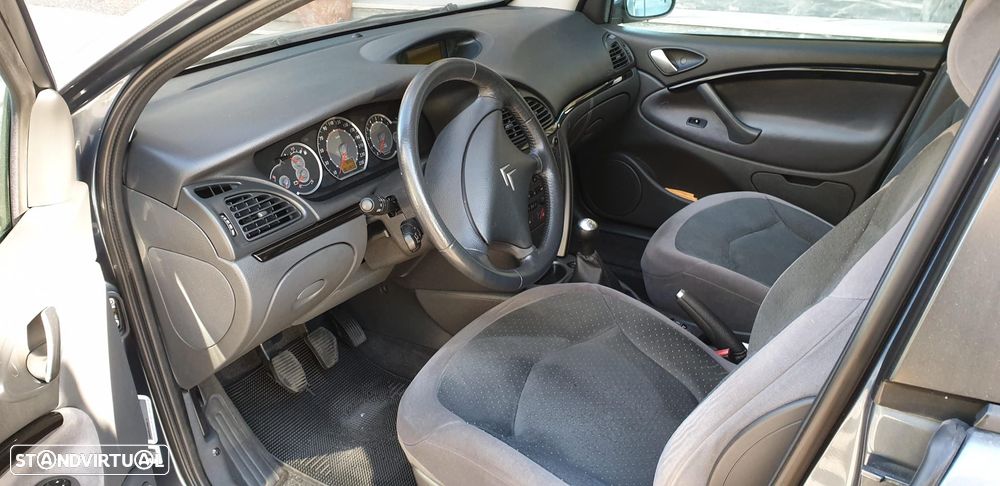 Citroën C5 Tourer 1.6 HDi X - 16