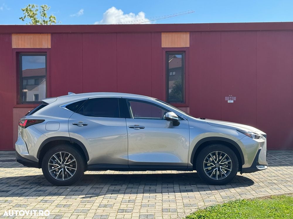 Lexus Seria NX 450h+ AWD CVT PHEV Executive - 26