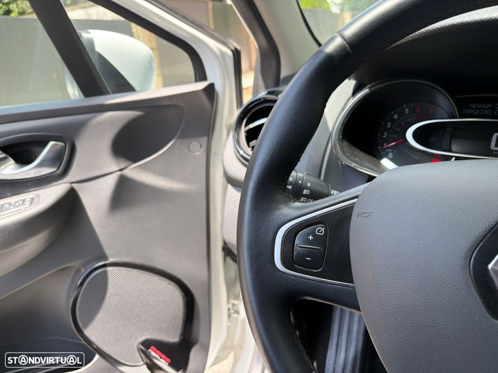 Renault Clio 0.9 TCe Limited - 18