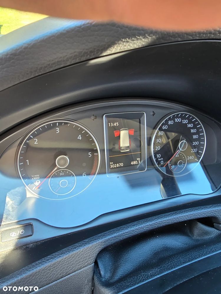 Volkswagen Multivan - 16